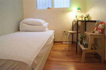 Aroha Guesthouse Seoul Station Hostel *